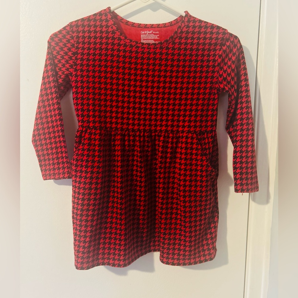 Cat & Jack Girls Red and Black Houndstooth Dress, Size 4/5.
